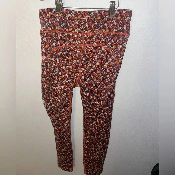 Outdoor voices floral leggings size Small - Picture 3 of 4